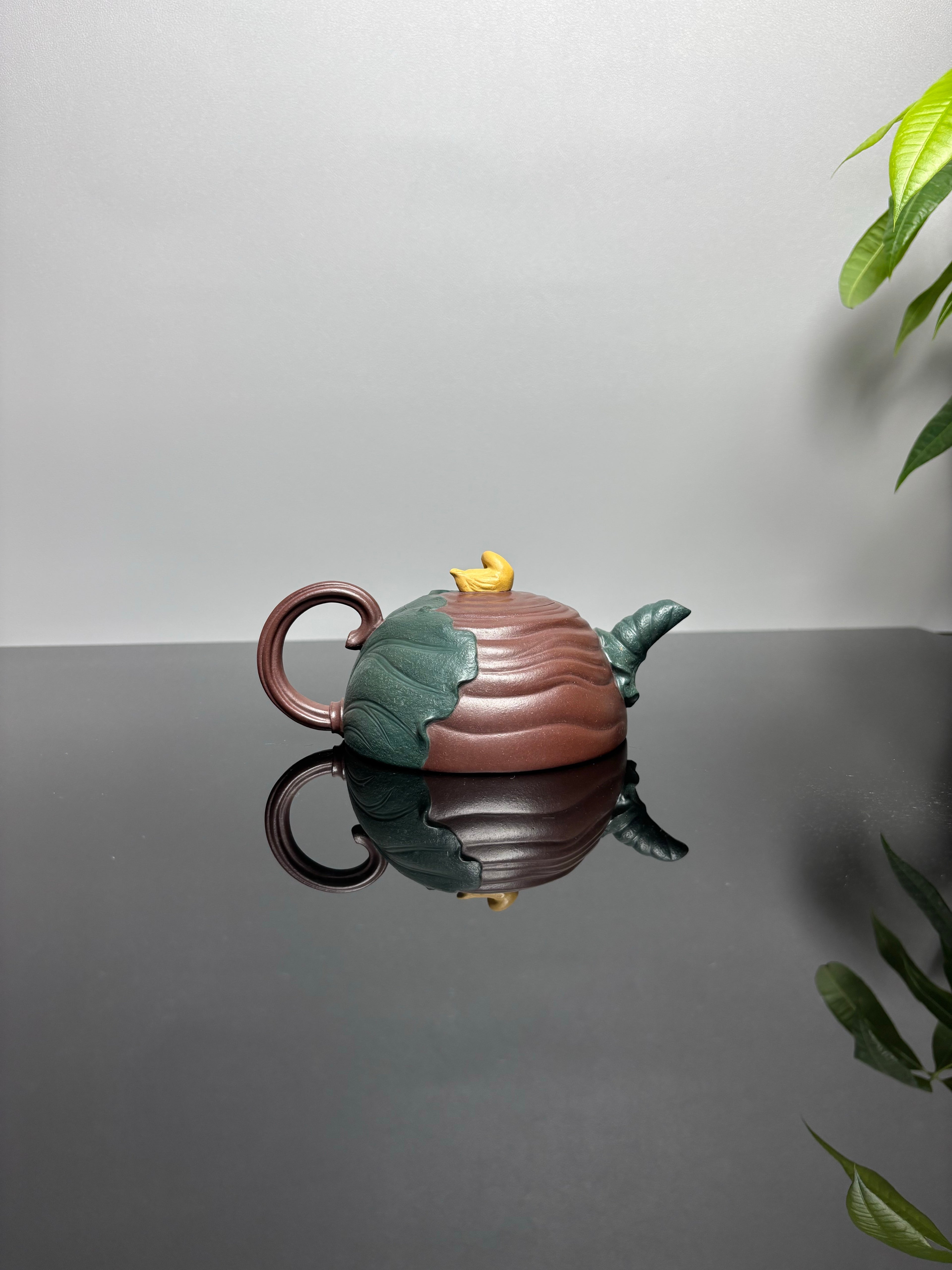 蒋艺华·非遗紫砂巅峰重器《春江水暖鸭先知壶》——原矿优质老紫泥·230cc ——中国传统陶瓷艺术大师·蒋艺华 制