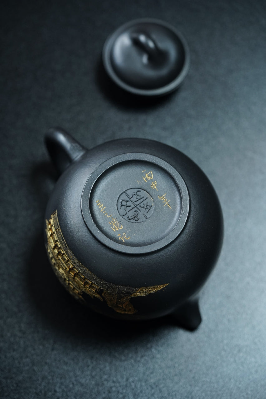 储立之大师传世典藏重器《四大名楼·高儒·腾王阁壶》——原矿优质 一厂特级黑料·300cc ——江苏省工艺美术大师·储立之 之作