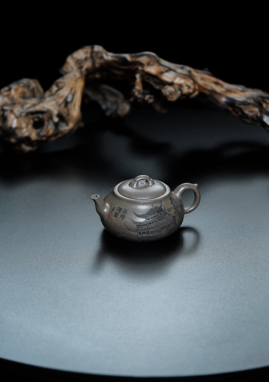 储立之大师传世典藏重器《四大名楼·亭云·岳阳楼壶》——原矿优质 储氏沉香砂·180cc ——江苏省工艺美术大师·储立之 之作