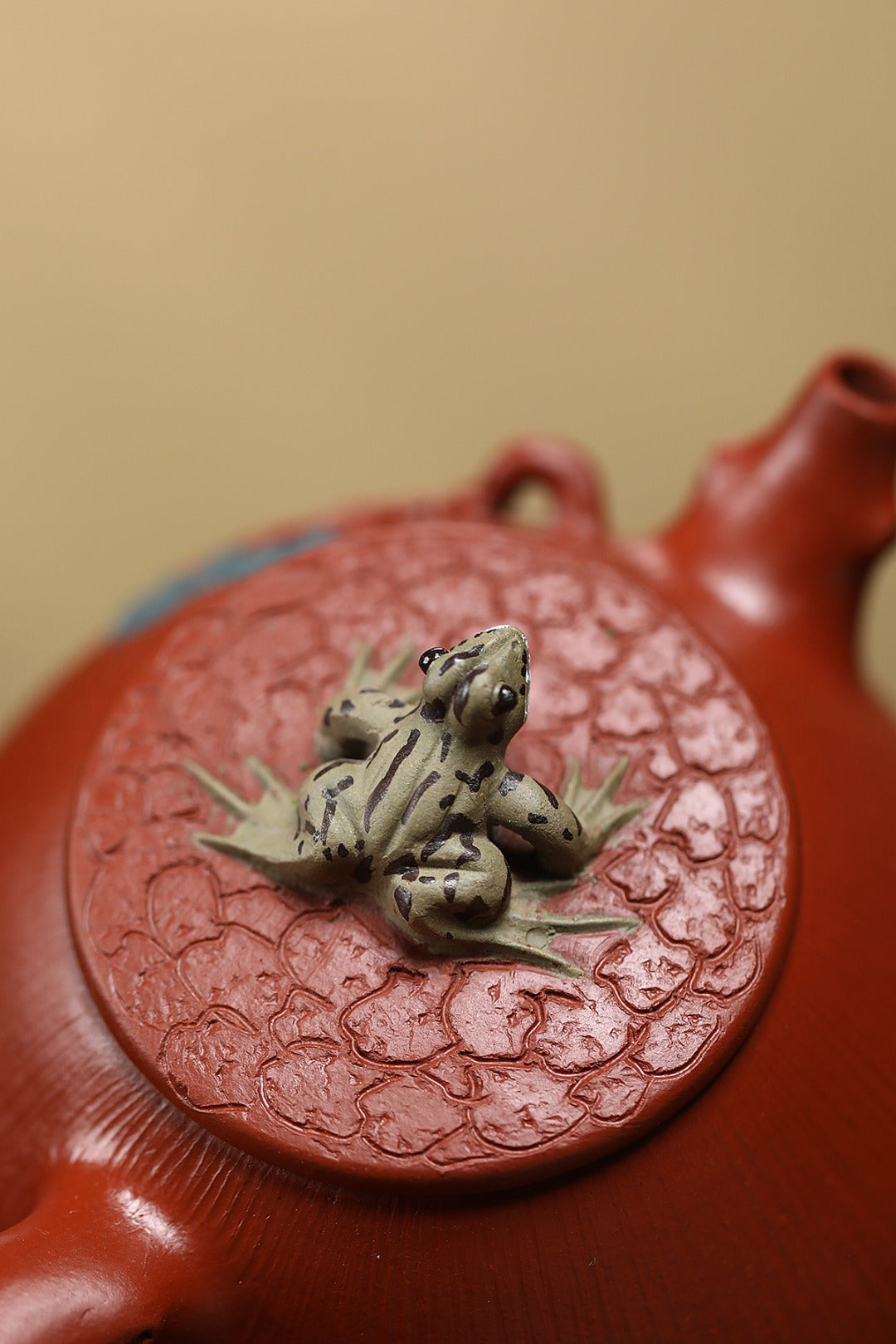 美壶推荐！！ 《蛙趣石瓢》 国家级工艺美术师 鲍玉华 原矿大红袍，160cc，菱形9孔出水