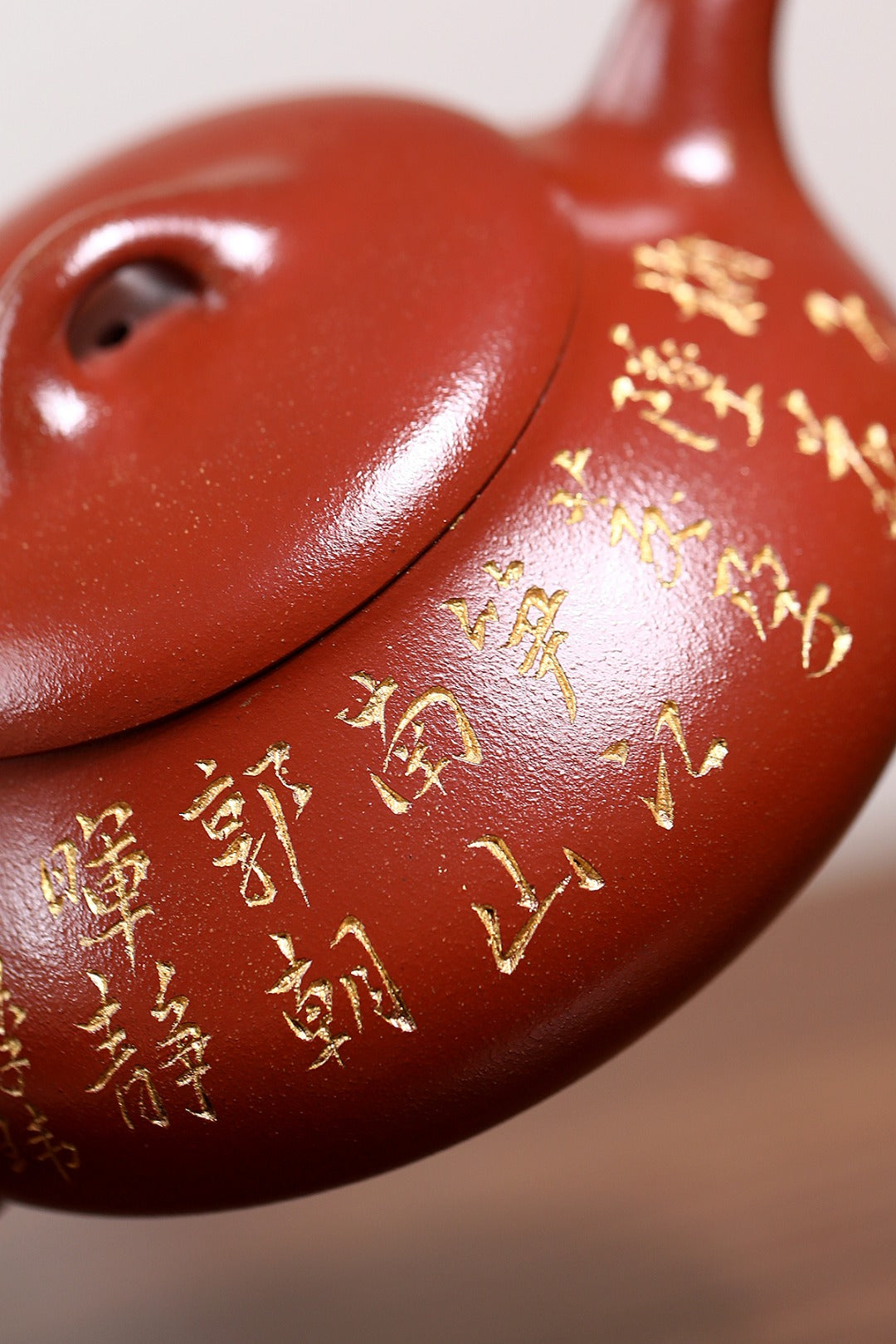 《汉棠石瓢》 王敏（正高级工艺美术师、江苏省工艺美术协会会员 、中国民间工艺美术协会会员） 装饰：李玮（江苏省陶瓷艺术大师）