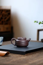 《龙珠壶》 国家级工艺美术师 鲍玉华 原矿深井老紫泥，170cc