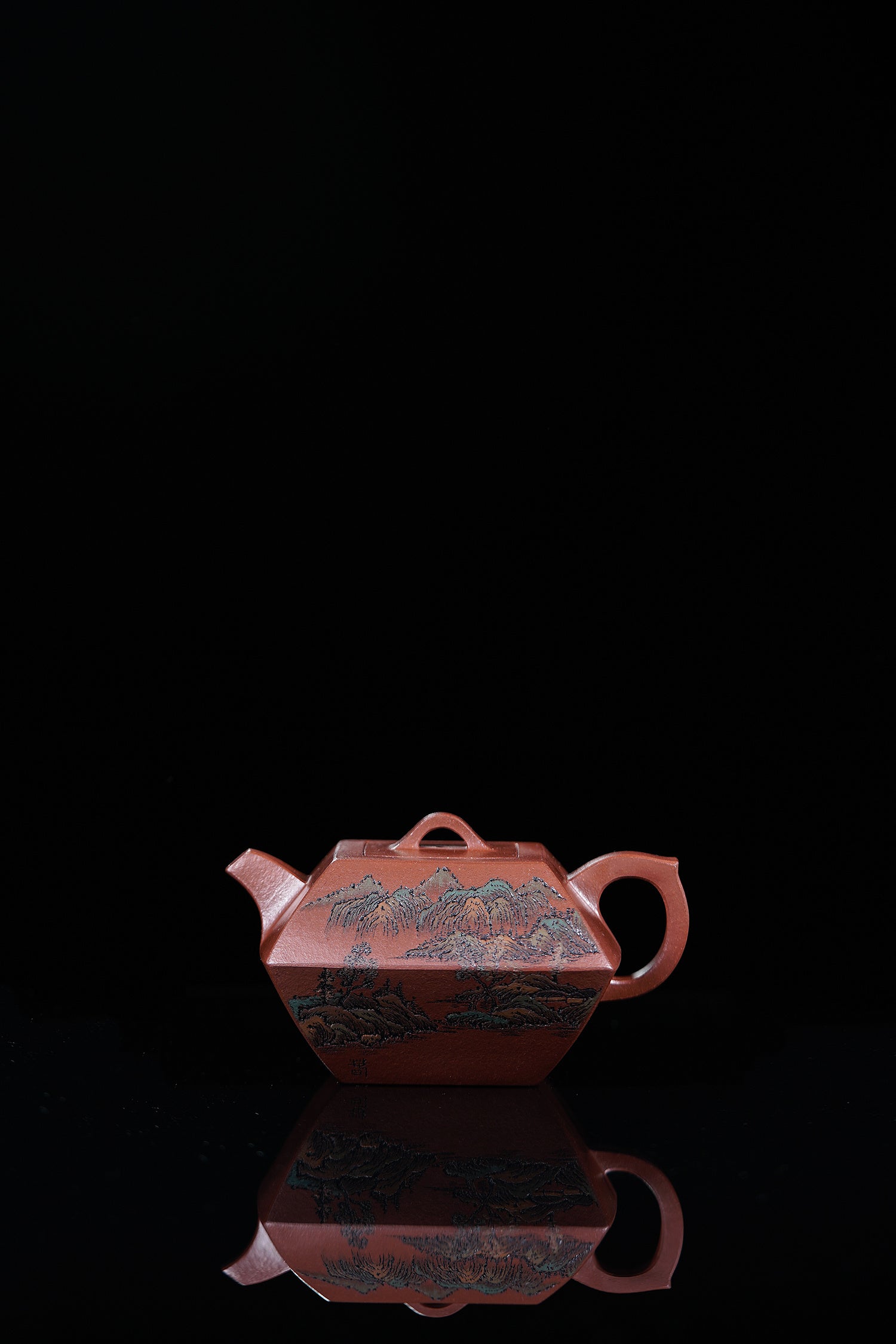 彩刻江山 礼藏之巅｜紫砂界彩刻山水第一人·李峰巅峰臻品《合斗壶》礼藏双绝 传世重器！  ——原矿优质底槽清·300cc ——著名紫砂彩刻艺术家·李峰亲工