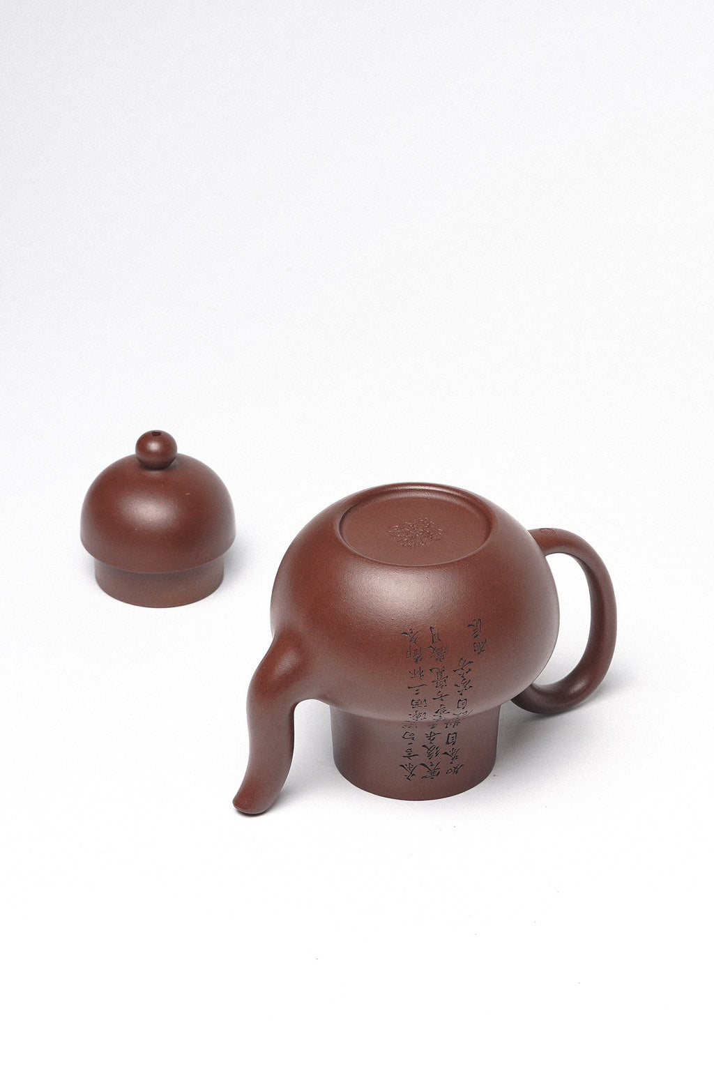 省大师吴培林高徒·王雅丽制【思婷壶】世家传承·精工之作，收藏送礼皆宜 ——泥料：原矿优质老紫泥·200cc