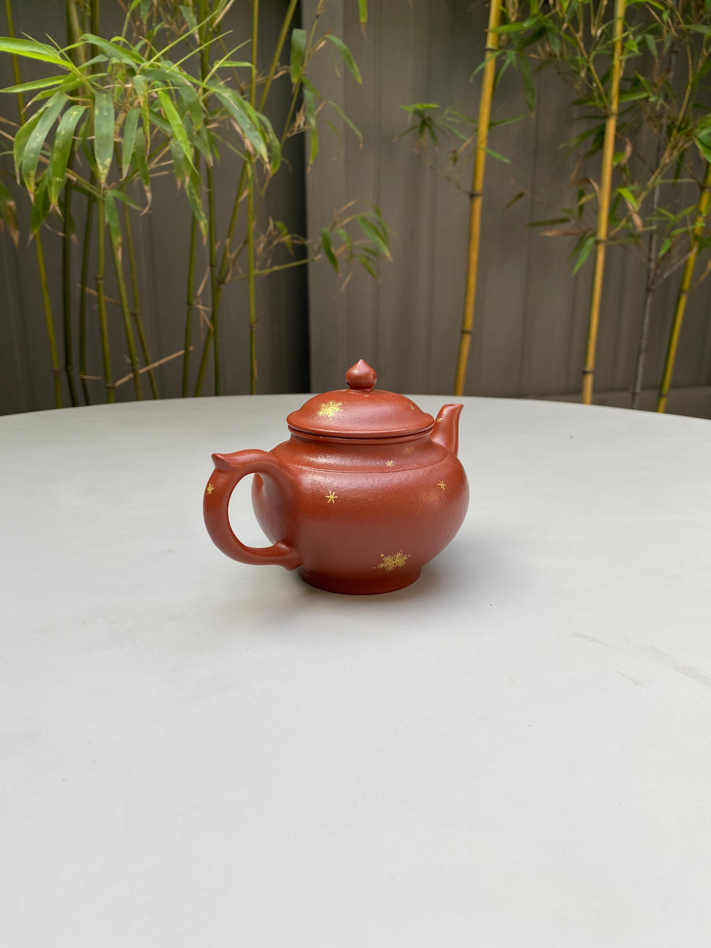 宜兴紫砂：原矿好工好料系列【笑樱壶】珍藏精品佳作！  ——原矿优质朱泥·230cc ——紫砂艺术名家·杨建