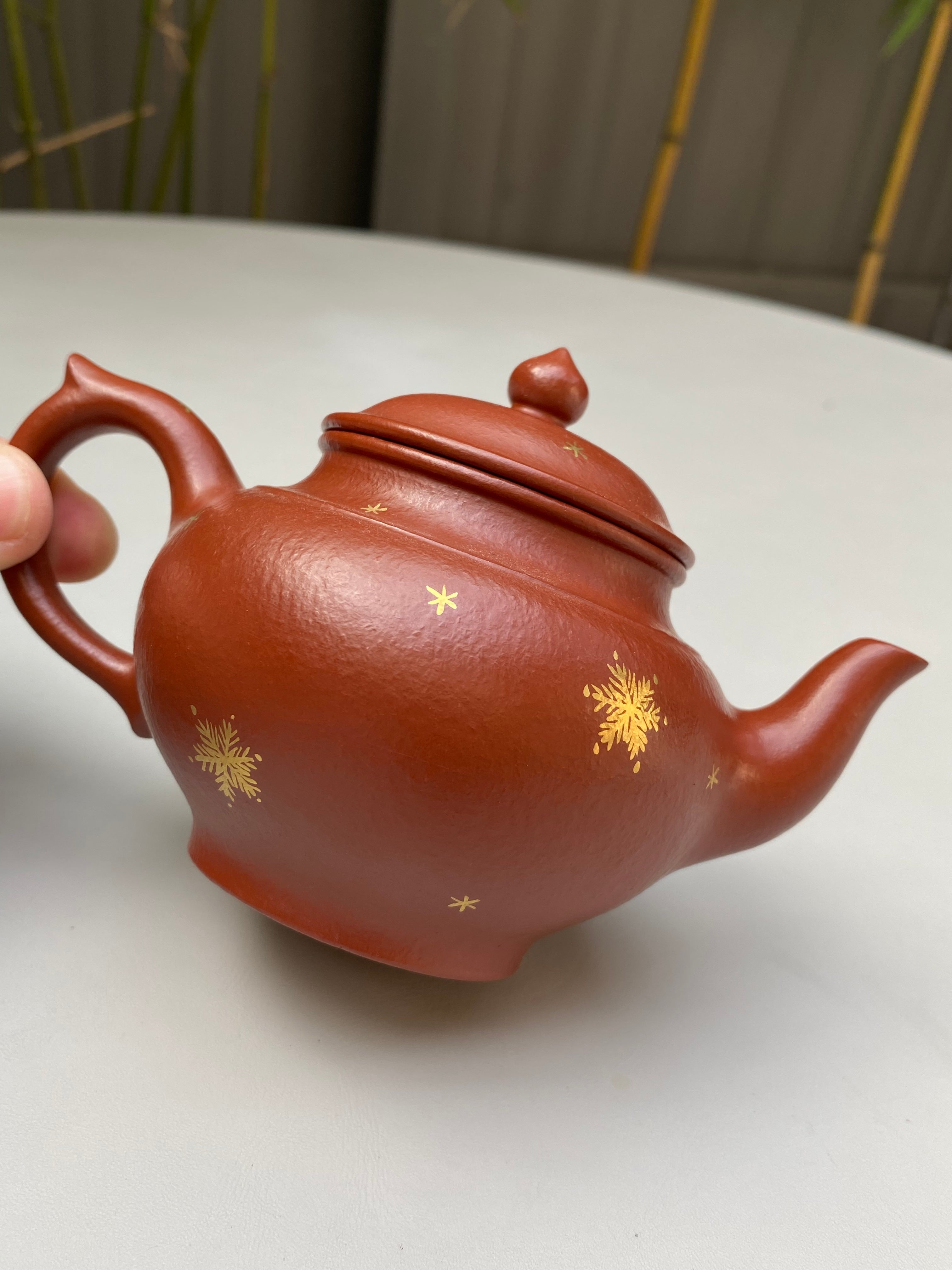 宜兴紫砂：原矿好工好料系列【笑樱壶】珍藏精品佳作！  ——原矿优质朱泥·230cc ——紫砂艺术名家·杨建