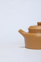 宜兴原矿紫砂·好料好工《德钟》极力推荐小精品！ ——原矿优质黄金段泥·120cc ——实力派陶艺家·张真真