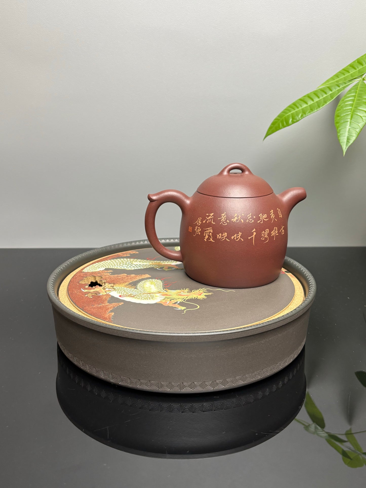 紫砂业界天花板·李金强大师亲绘稀世孤品【秦权壶】收藏传世｜礼赠顶级｜潜力重器👍（可私人定制）  原矿优质底槽清·420cc