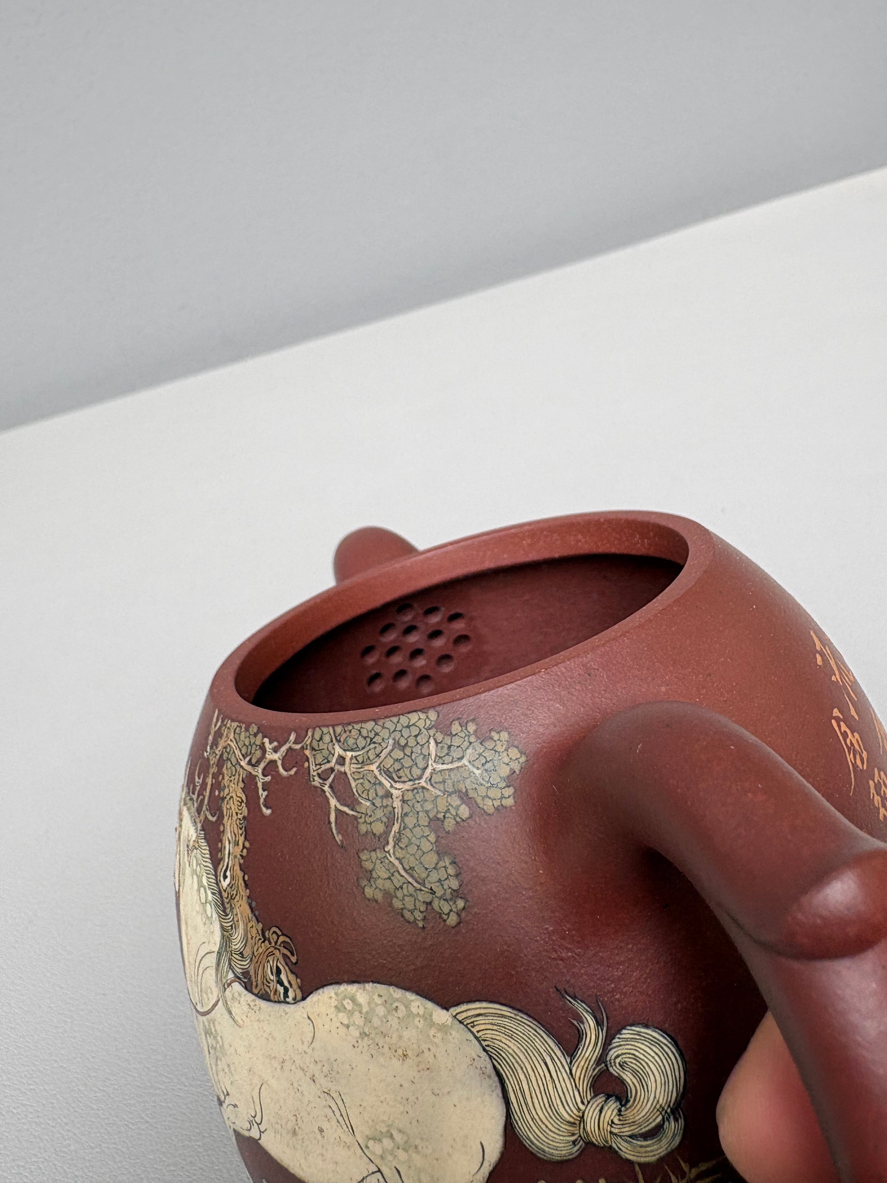紫砂业界天花板·李金强大师亲绘稀世孤品【秦权壶】收藏传世｜礼赠顶级｜潜力重器👍（可私人定制）  原矿优质底槽清·420cc