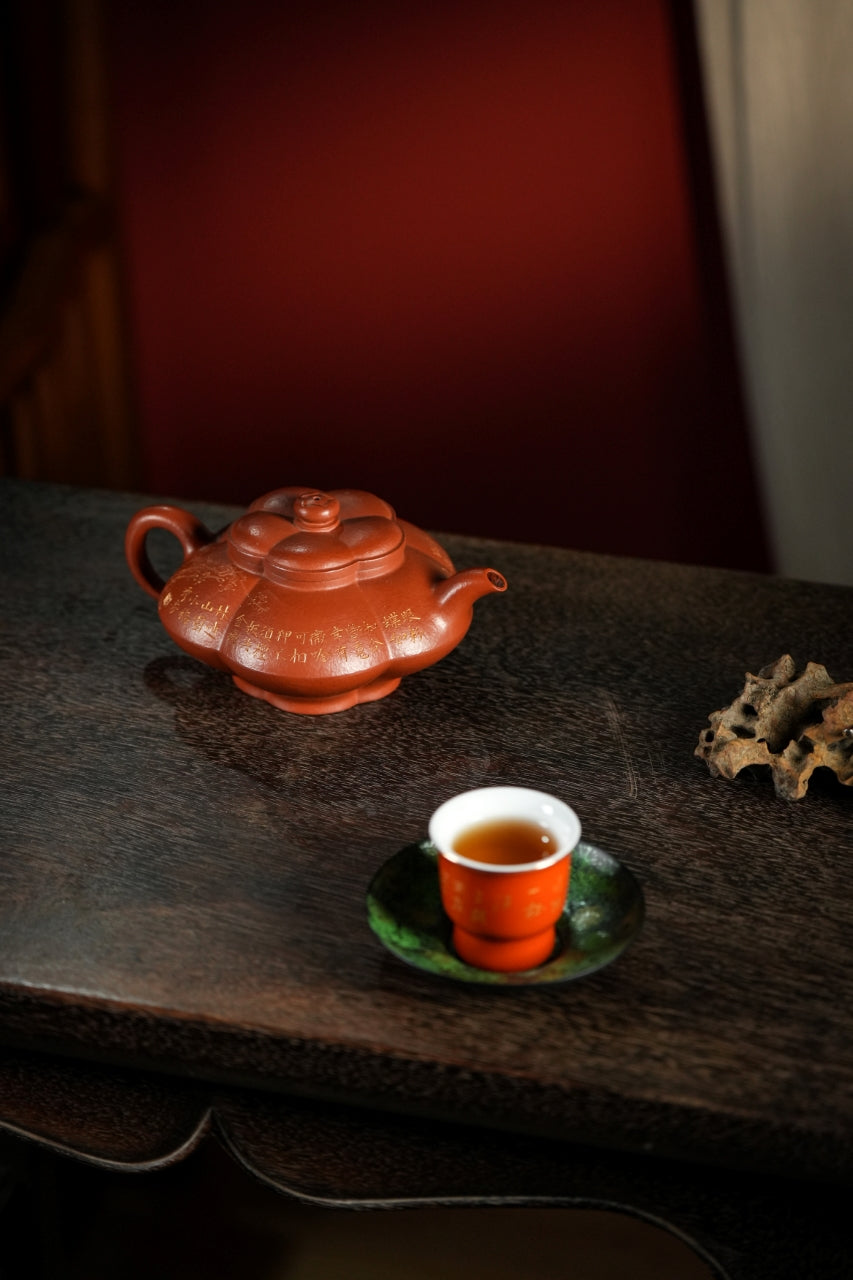 范大生嫡脉·江苏省大师范秀芳·紫砂臻品《筋纹合梅壶》传世收藏·礼赠双绝重器！  ——原矿优质朱泥·240cc