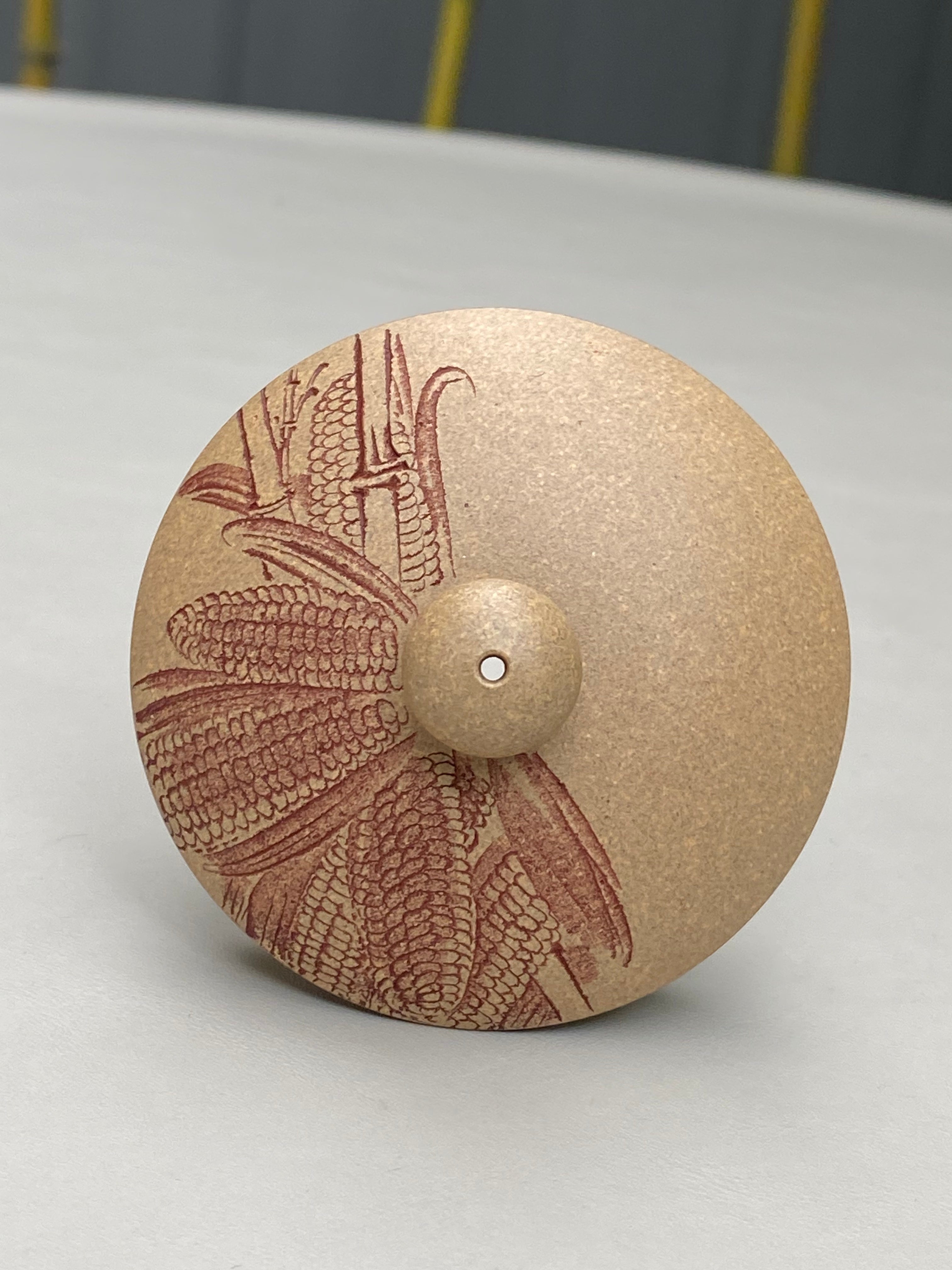 杨喜雨大师顶流臻品《西施壶》鼠兆丰年，形神兼备·礼藏双宜·传世重器！  ——原矿优质段泥·330cc ——紫砂刻绘全能艺术名家·杨喜雨 亲工
