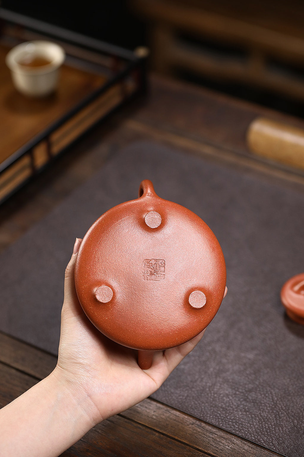 《子冶石瓢》青龙腾飞图，藏界臻选·礼藏双宜重器！  ——原矿优质金降坡泥·300cc ——高级工艺美术师·杜益君 亲制 ——紫砂泥绘艺术家·赵茗微 精绘