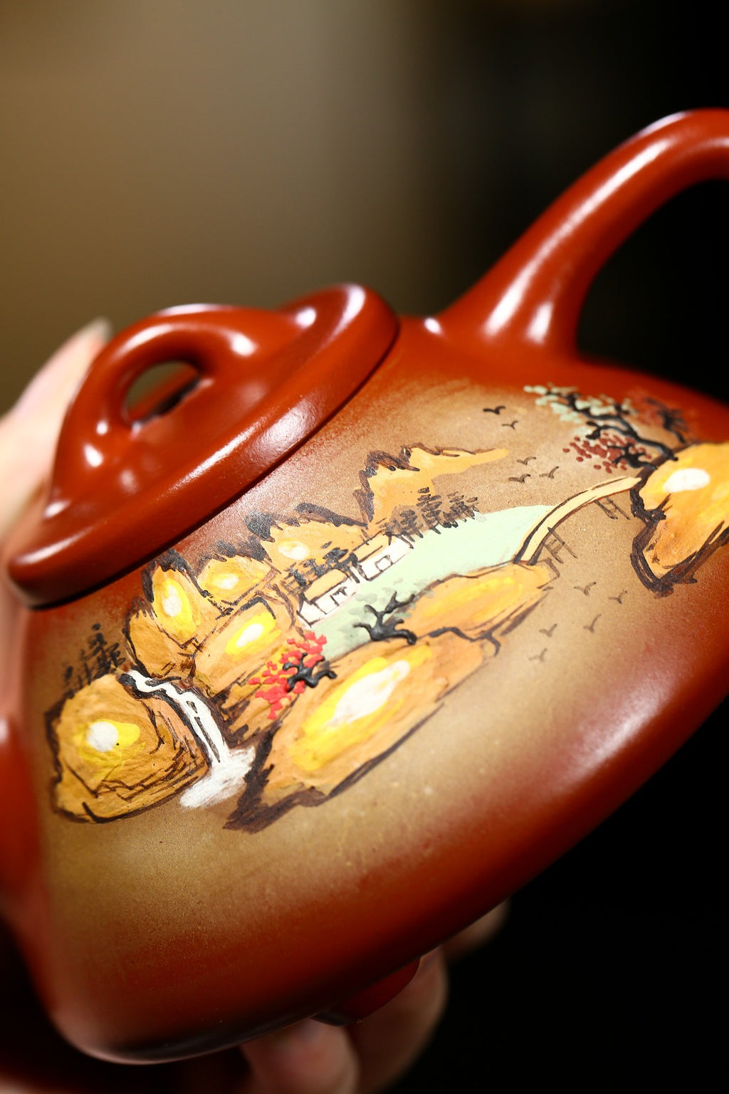高级工艺美术师·许时娟制【山水石瓢壶】礼藏皆宜·匠心之作！ 泥料：原矿优质大红袍·300cc