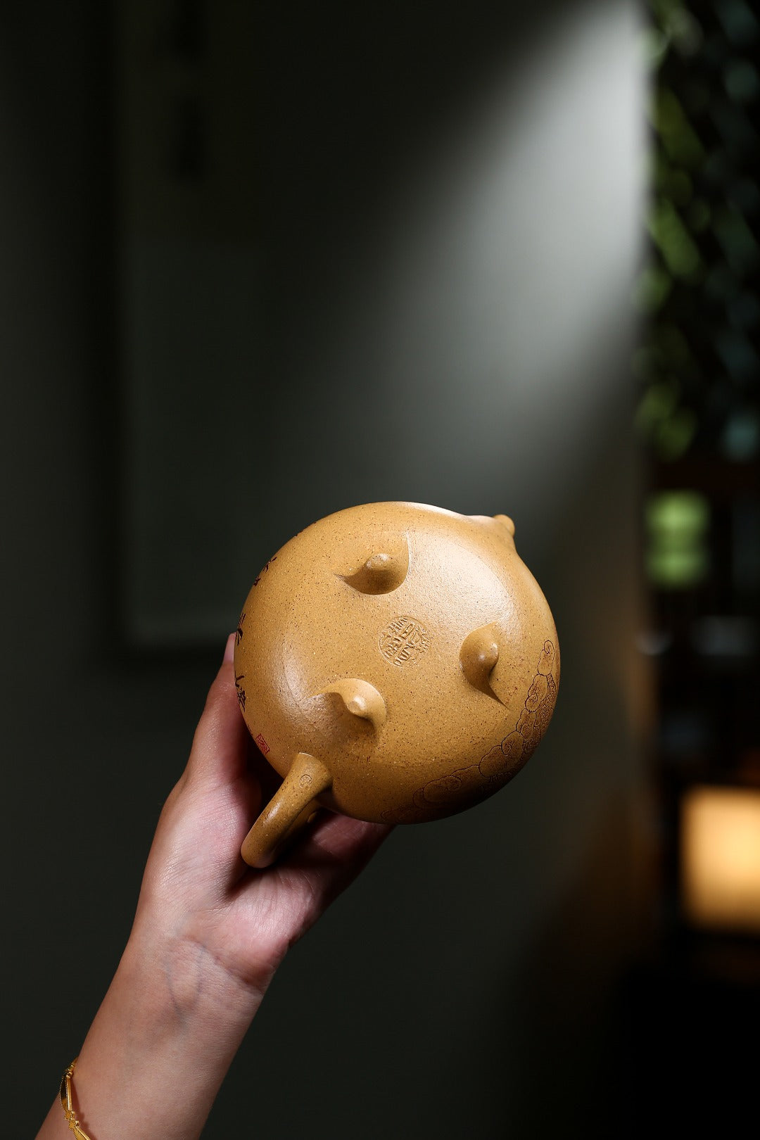 高级工艺美术师·许时娟制【福绛】礼藏皆宜·匠心之作！  泥料：原矿优质段泥·370cc