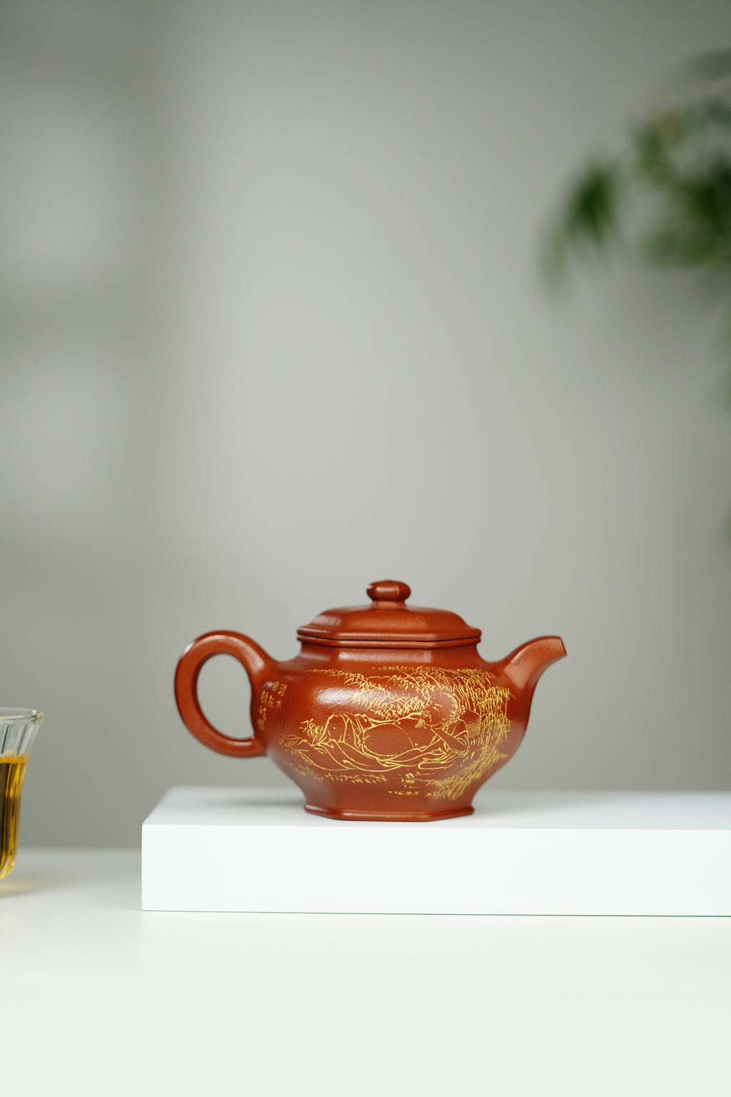 百年传承 紫砂世家｜大生壶第四代嫡传·省大师范秀芳臻品《六方掇只壶》传世收藏·礼赠双绝重器！  ——原矿优质朱砂·260cc