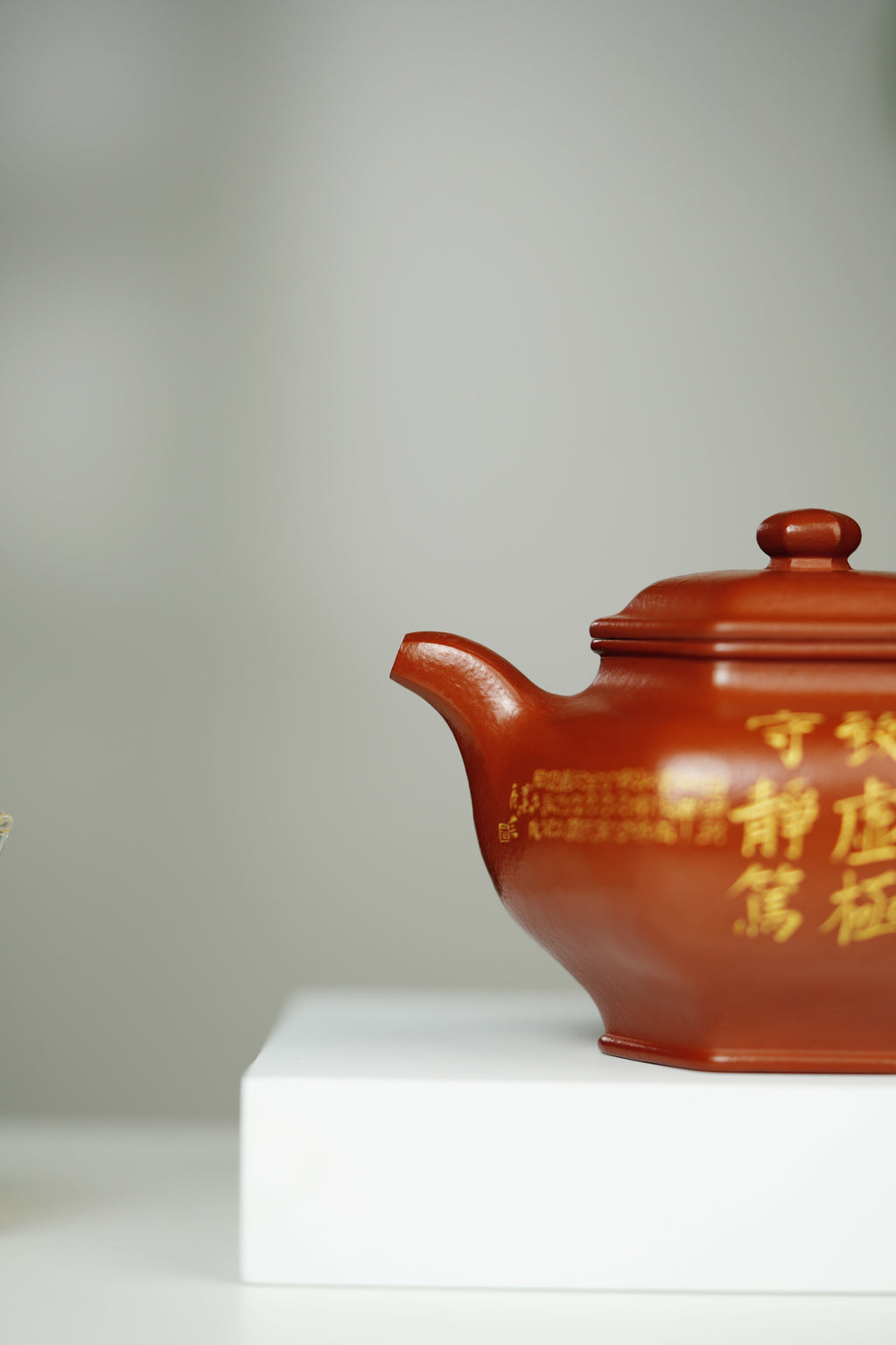 百年传承 紫砂世家｜大生壶第四代嫡传·省大师范秀芳臻品《六方掇只壶》传世收藏·礼赠双绝重器！  ——原矿优质朱砂·260cc