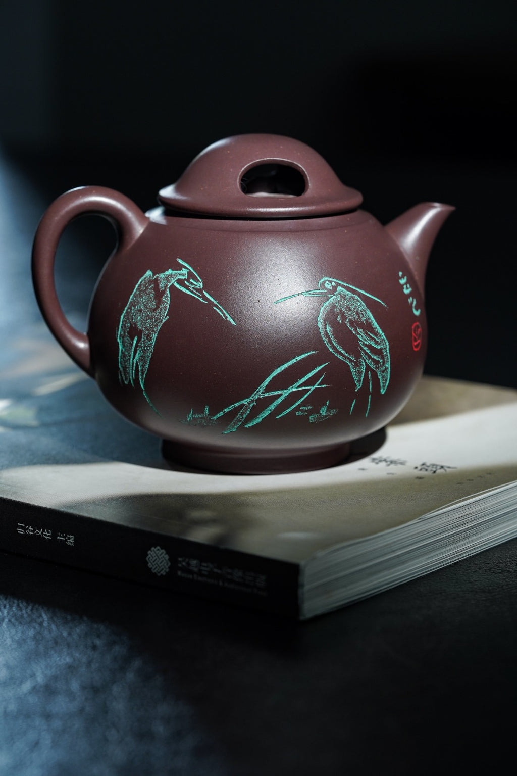 国大师 顾绍培➕省大师 储立之合作限量款✨中国陶瓷艺术终身成就奖重器【埙韵壶】是您礼藏双宜之选的高端艺术品!  ——原矿极品紫茄泥·240cc