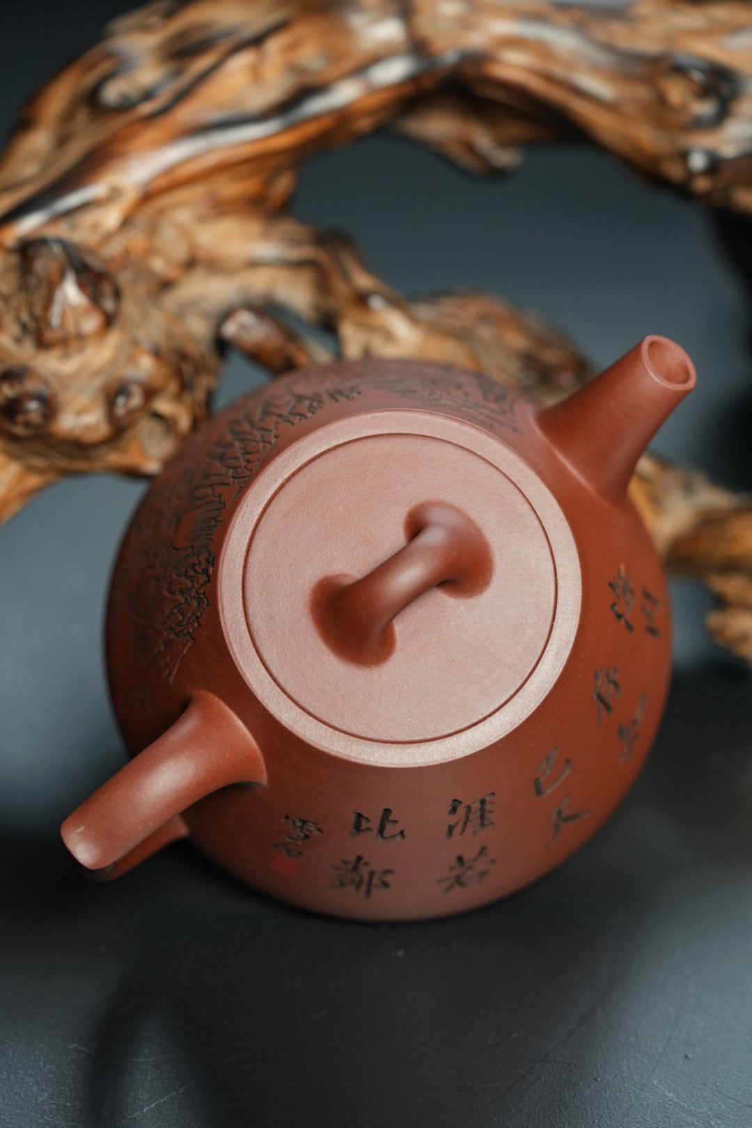 立之紫砂 礼藏至尊｜储立之大师传世典藏重器《曲瓢》是礼藏双宜首选的高端艺术品！  ——原矿优质 老紫泥·240cc ——江苏省工艺美术大师·储立之 之作
