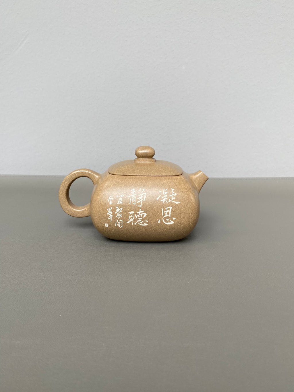 紫砂彩刻《四方西施壶》 - 李峰大拍的稀世珍品