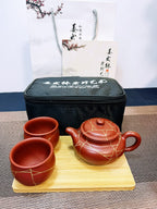 【冰纹仿古套装】 一壶两杯描24K金 泥料：原矿大红袍 泥料：大红袍 作者：姜发林容量：壶180cc小杯50cc - ZishaTeapotChina