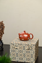 『西施』金银装饰 极品皱皮朱泥·容量130cc·9孔出水·孙建芳（国家级工艺美术师）