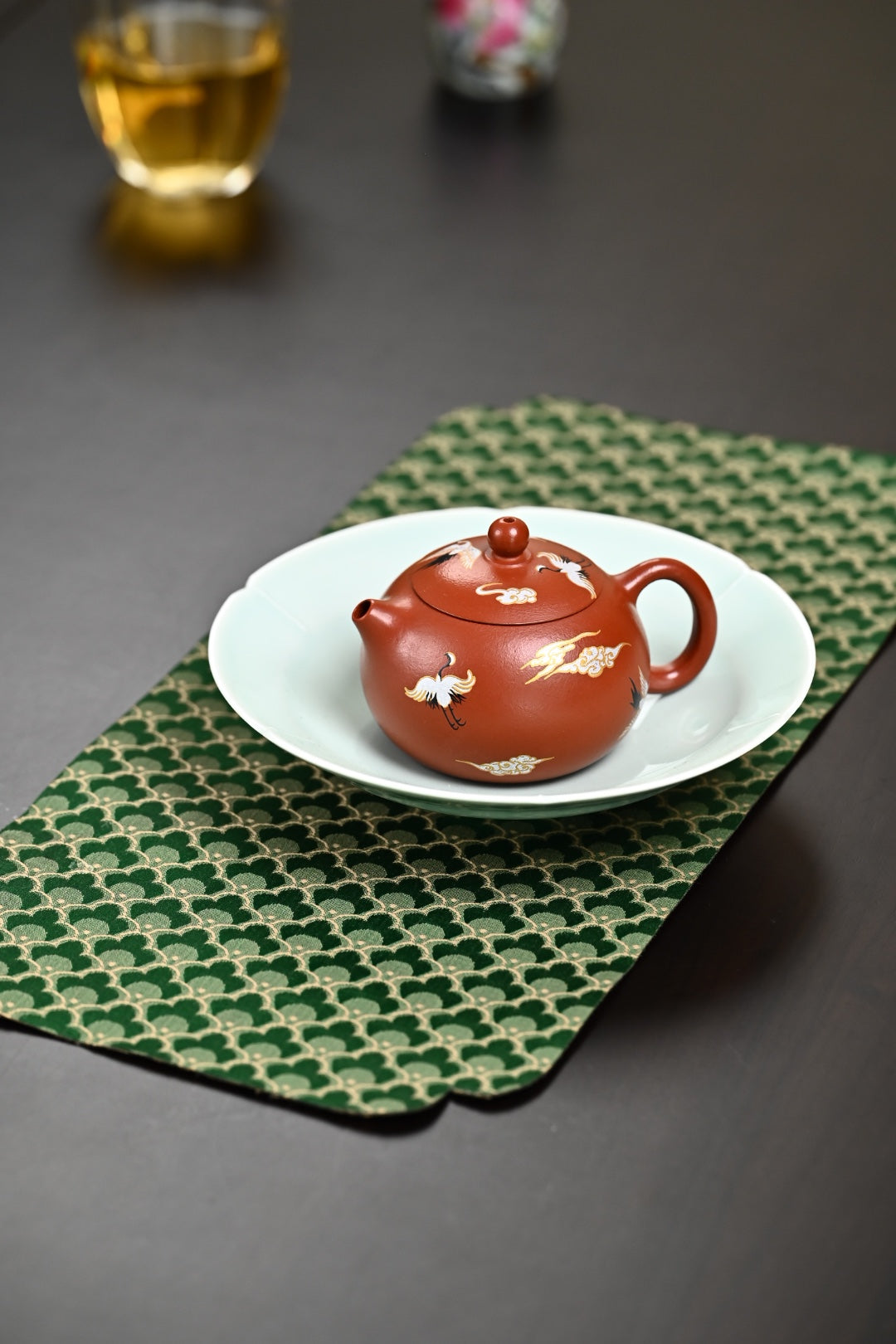 『西施』金银装饰 极品皱皮朱泥·容量130cc·9孔出水·孙建芳（国家级工艺美术师）