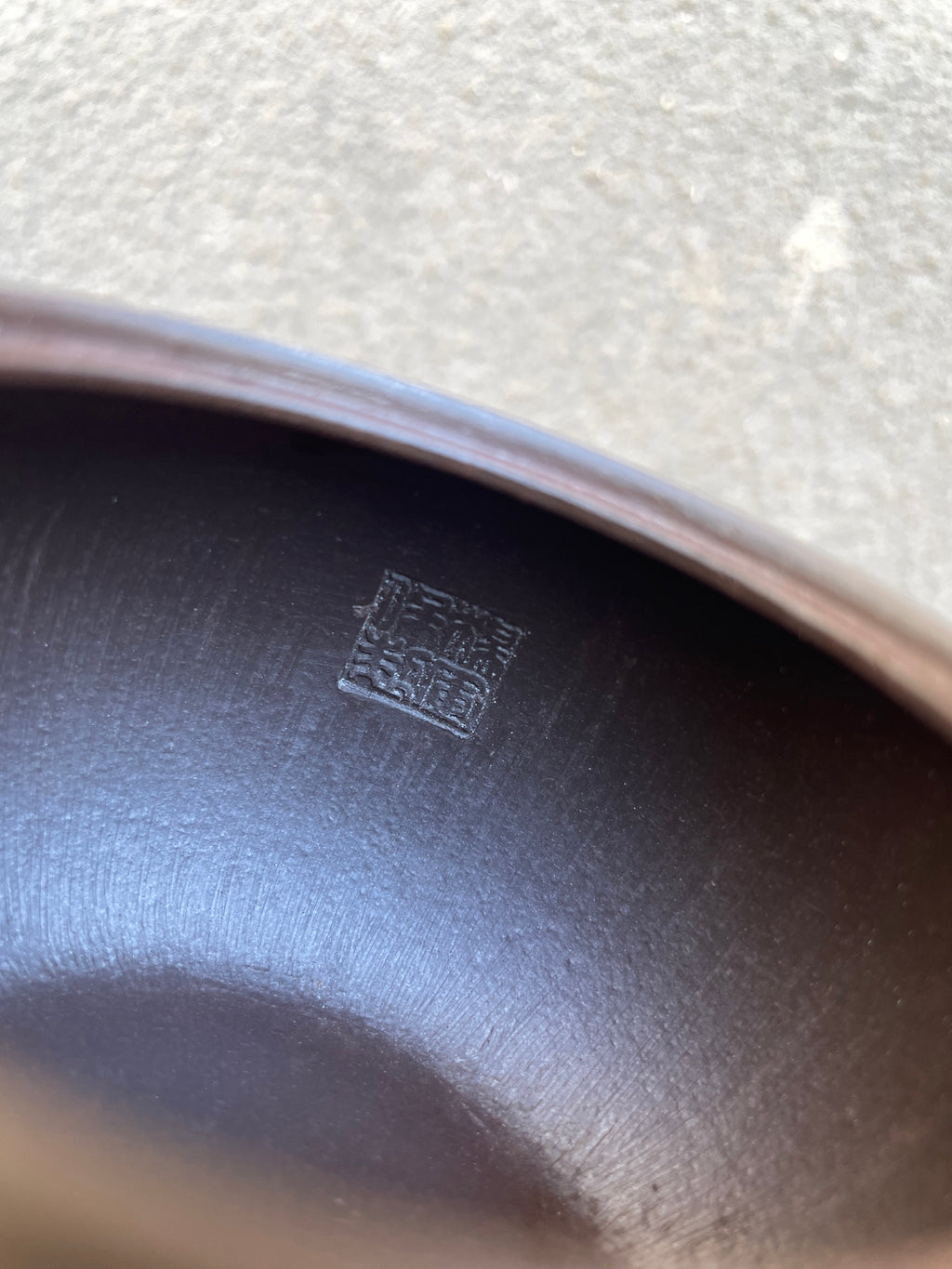 【品名】西施【容量】200CC【泥料】原矿大红袍柴烧【作者】杨军保～国家级工艺美术师。