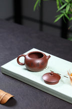 《西施》 国家级工艺美术师 鲍玉华 装饰：李玮（江苏省陶瓷艺术大师，正高）原矿家藏老紫泥，130cc，内推球孔出水