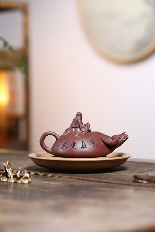 《老子出关》 徐孝奎 1935年生人，92岁紫砂元老，从业77年！！ 原矿三厂老紫泥，150cc，并列10孔出水
