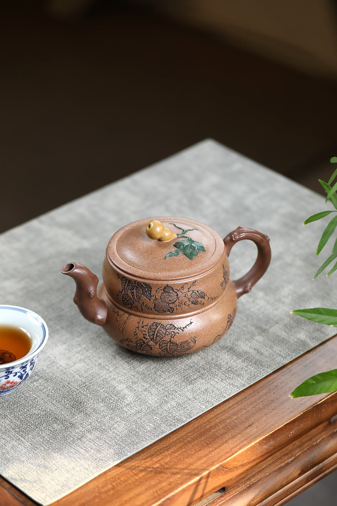 《福禄壶》 徐孝奎 1935年生人，92岁紫砂元老，从业77年！！ 原矿早期桃花泥，480cc