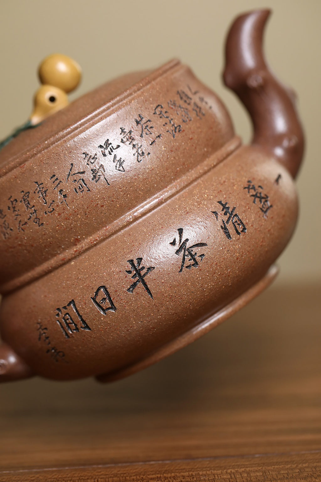 《福禄壶》 徐孝奎 1935年生人，92岁紫砂元老，从业77年！！ 原矿早期桃花泥，480cc