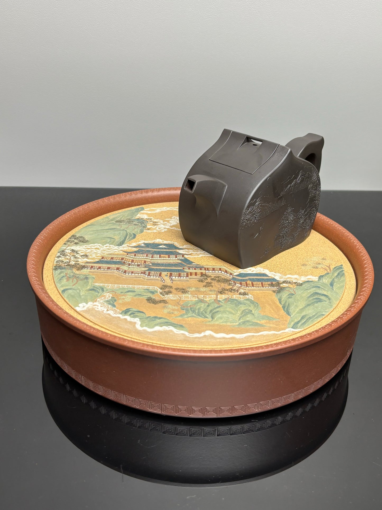 耿浩方器 礼藏双绝｜紫砂界80后方器巨匠巅峰臻品《颐年壶》甄选原矿优质底槽清还原烧·280cc