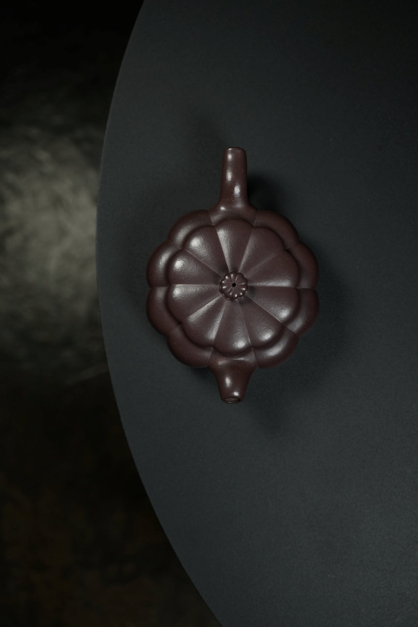 范大生嫡脉·江苏省大师范秀芳·紫砂臻品《秋韵壶》传世收藏·礼赠双绝重器！  ——原矿优质天青泥·280cc（入册款代表作）