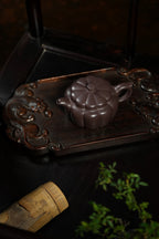范大生嫡脉·江苏省大师范秀芳·紫砂臻品《秋韵壶》传世收藏·礼赠双绝重器！  ——原矿优质天青泥·280cc（入册款代表作）