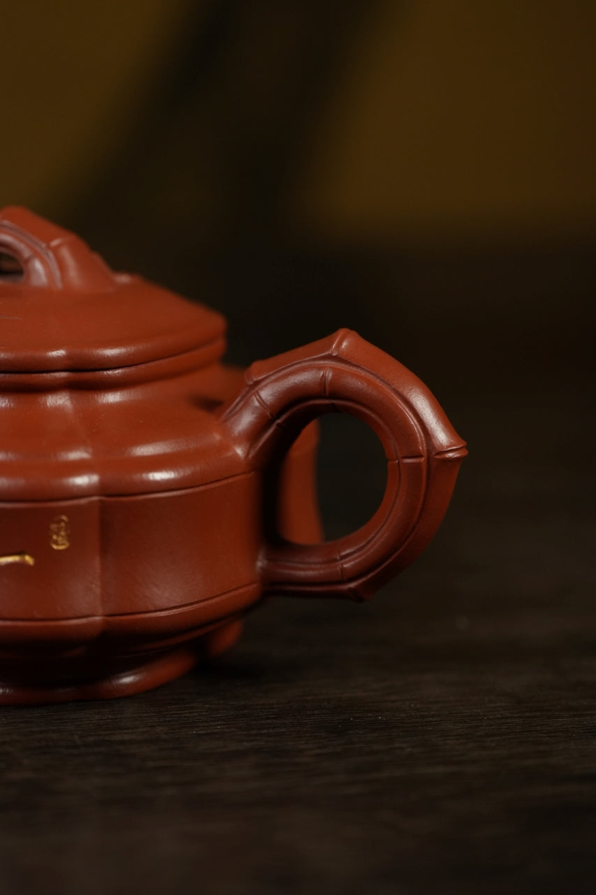 范大生嫡脉｜范秀芳制 范伟群装饰｜双省大师联诀紫砂臻品《四方双线竹鼓壶》——原矿优质朱泥·300cc（入册款代表作）