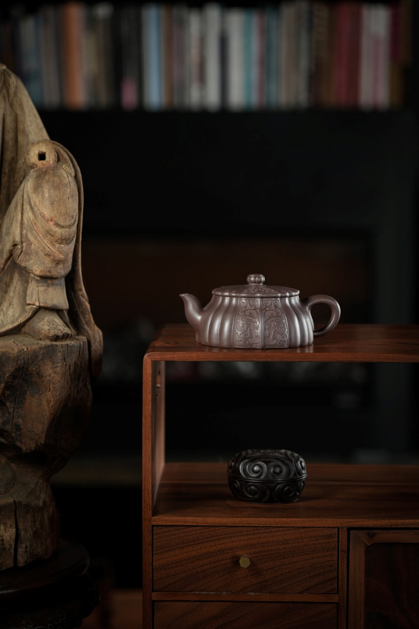 范大生嫡脉·江苏省大师范秀芳·紫砂臻品《莲生壶》——原矿优质天青泥·180cc（入册款代表作）
