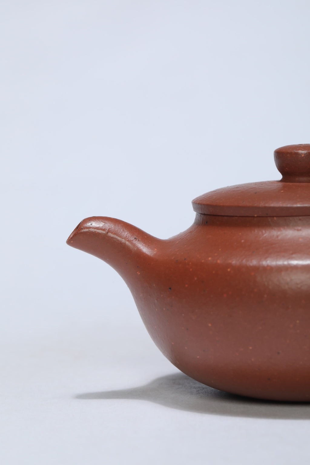 省大师吴培林高徒·王雅丽制【汉扁壶】世家传承·精工之作——泥料：原矿优质降坡泥·230cc