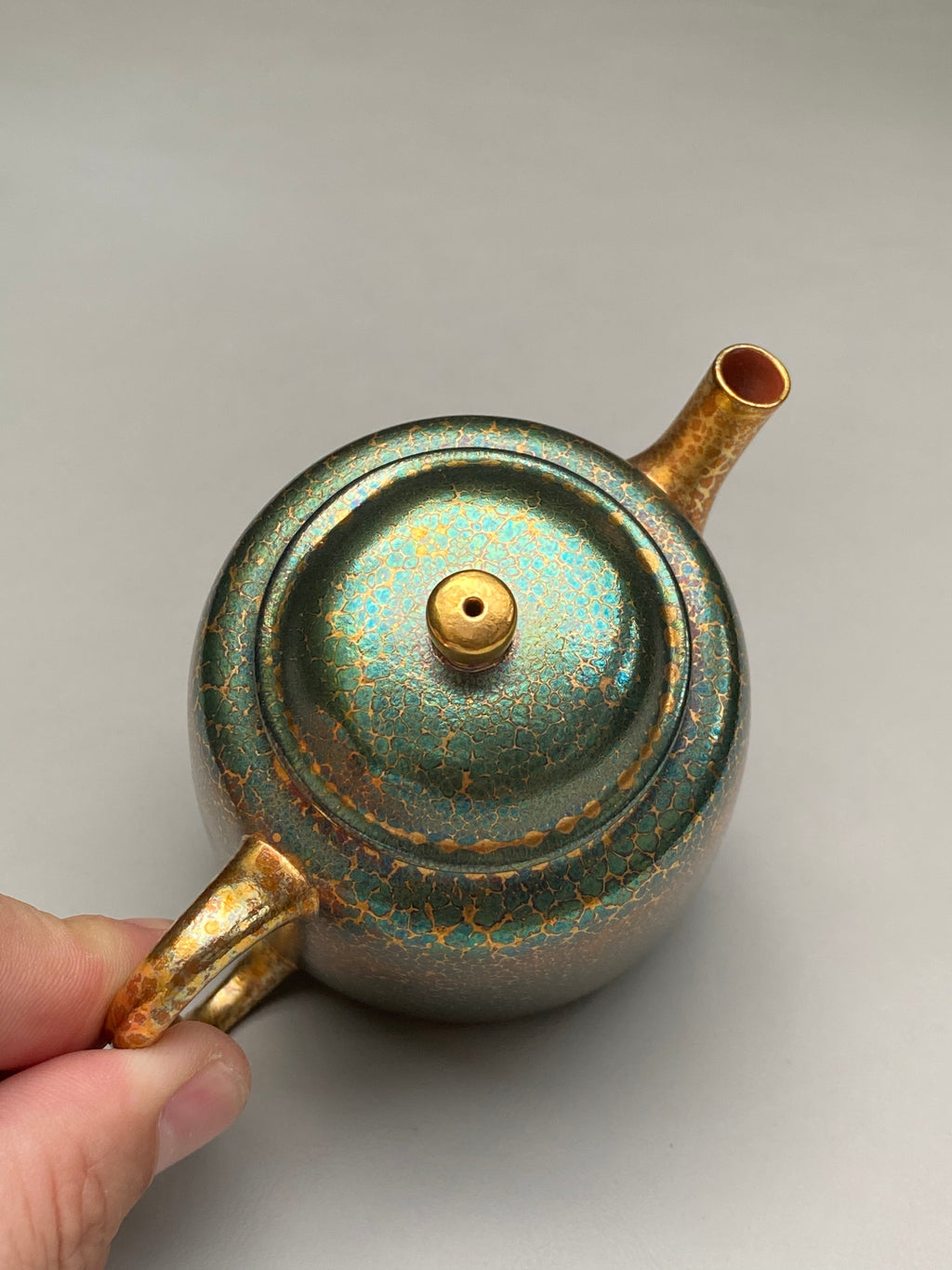 紫砂特色黄金紫晶贝壳烧【青瑶壶】与众不同的藏品！  ——原矿优质朱泥·160cc ——著名紫砂艺术家·陈坤炜