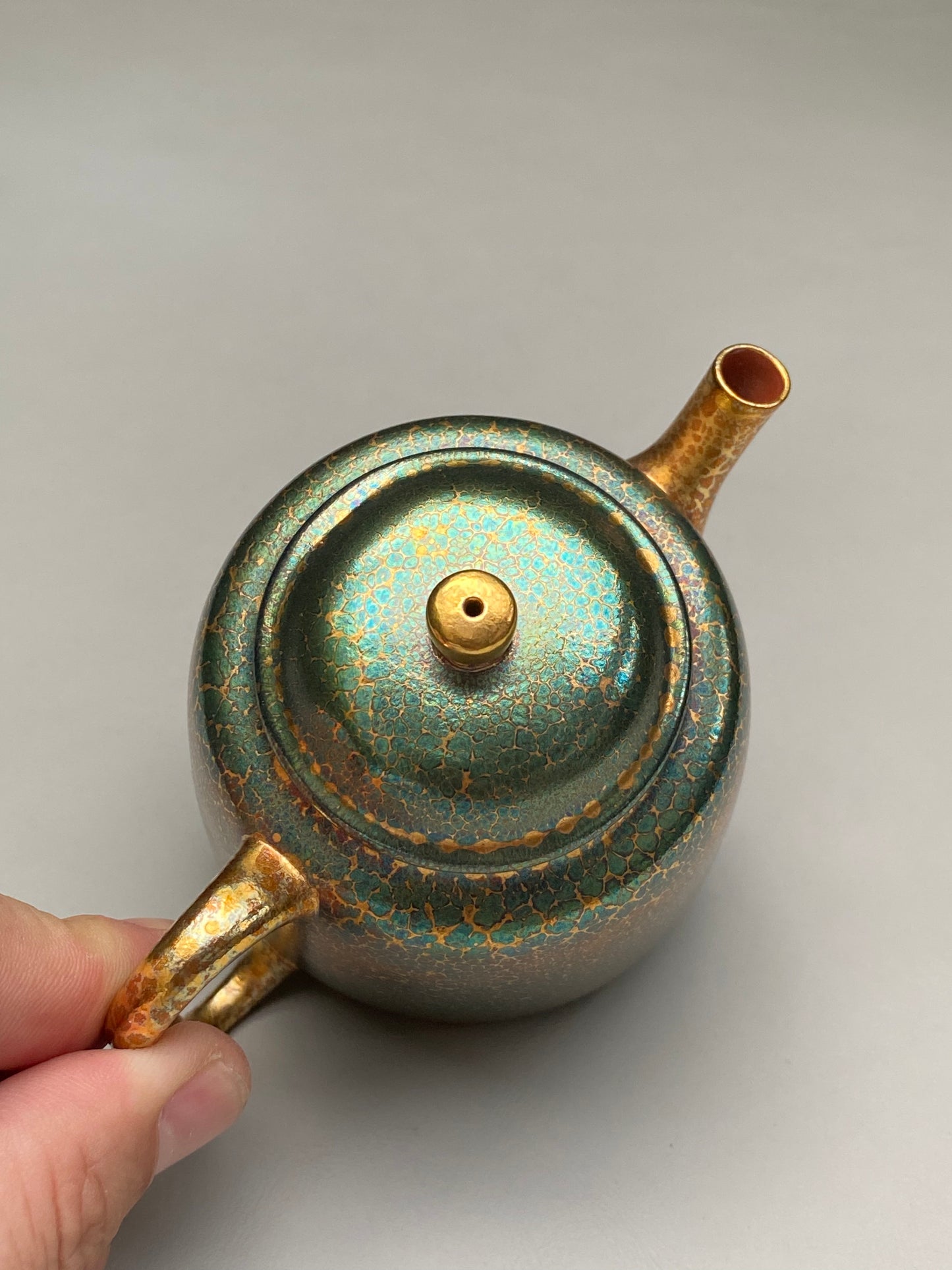 紫砂特色黄金紫晶贝壳烧【青瑶壶】与众不同的藏品！  ——原矿优质朱泥·160cc ——著名紫砂艺术家·陈坤炜
