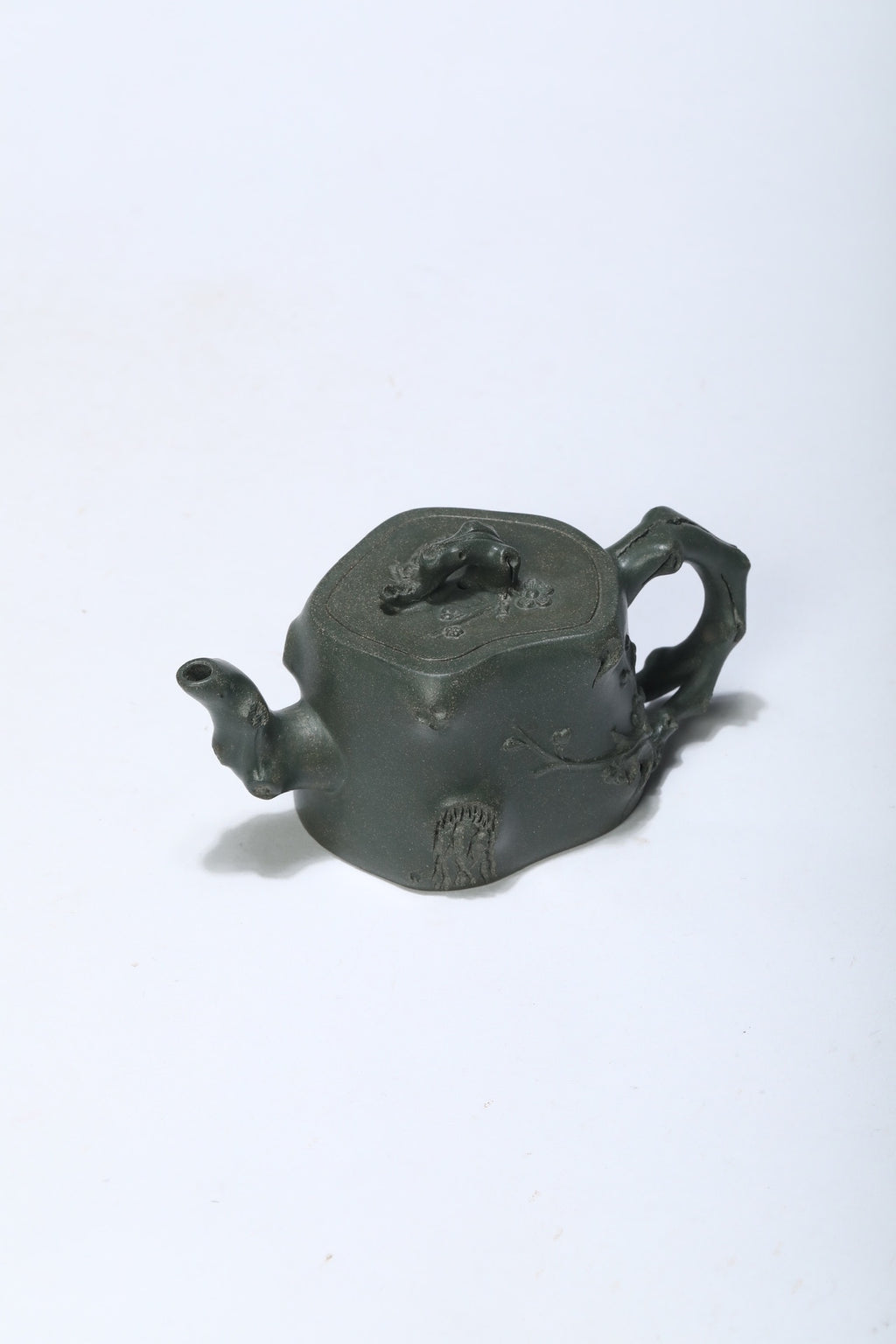 中国宜兴款《梅桩壶》小精品花器 ——优质绿泥·130cc ——盖章落款·小马