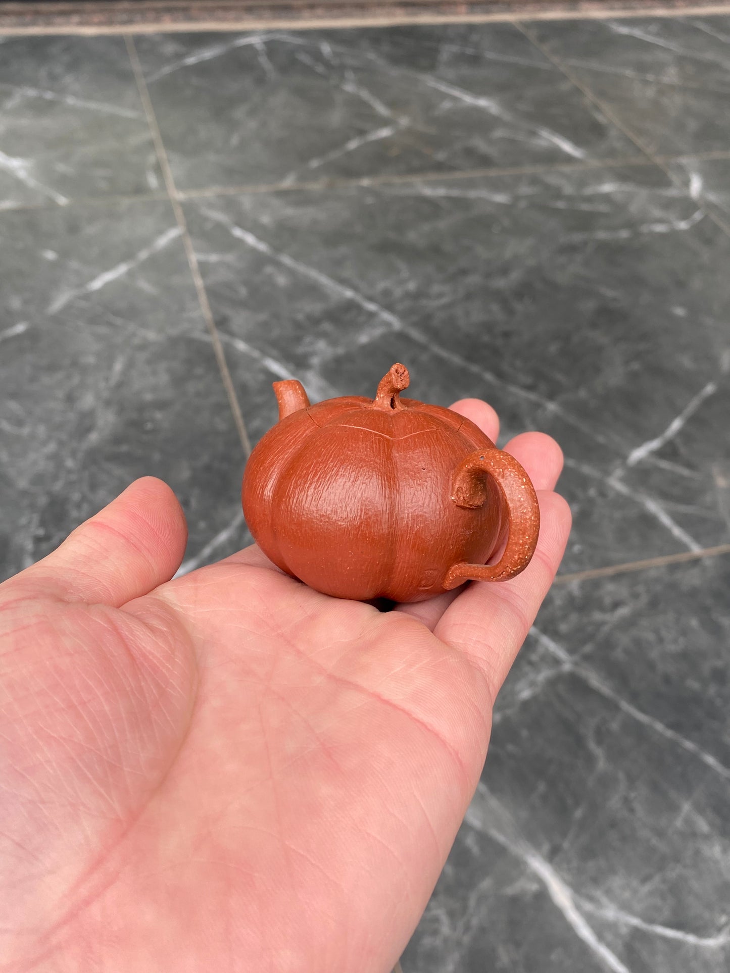超级紫砂小南瓜壶（双色款）·70CC精品把玩器，内推球孔 手工制作· 降坡料粉浆朱泥