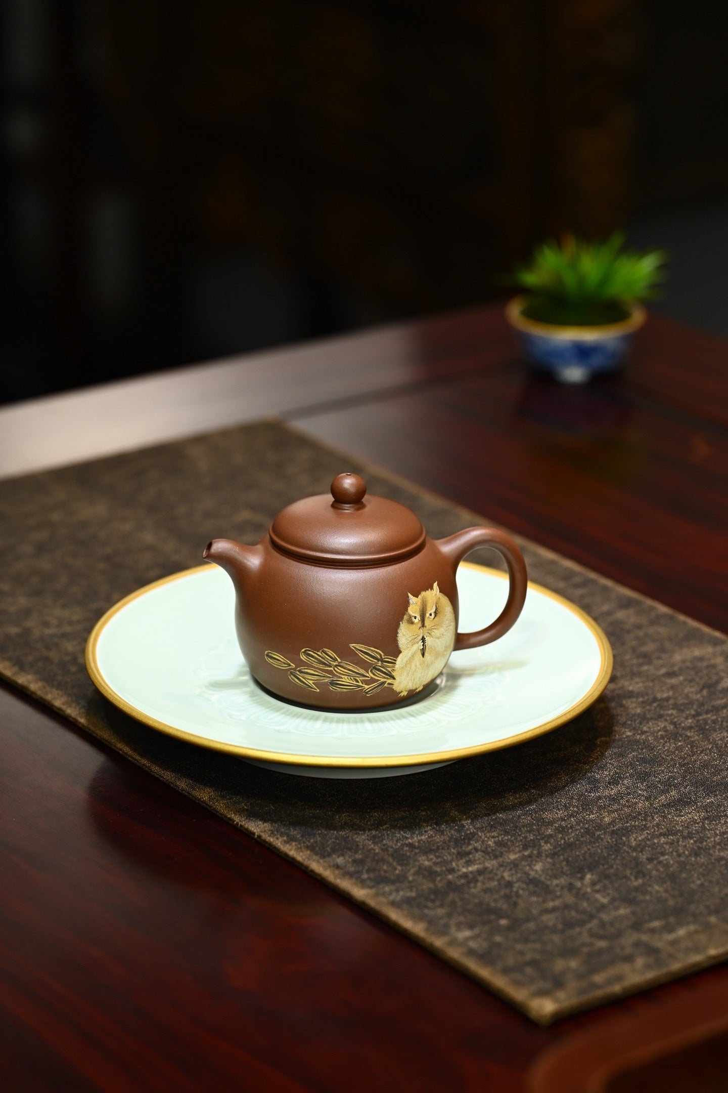 匏尊·全手工 容量190cc/原矿紫泥 壶形似瓠，稳重沉着