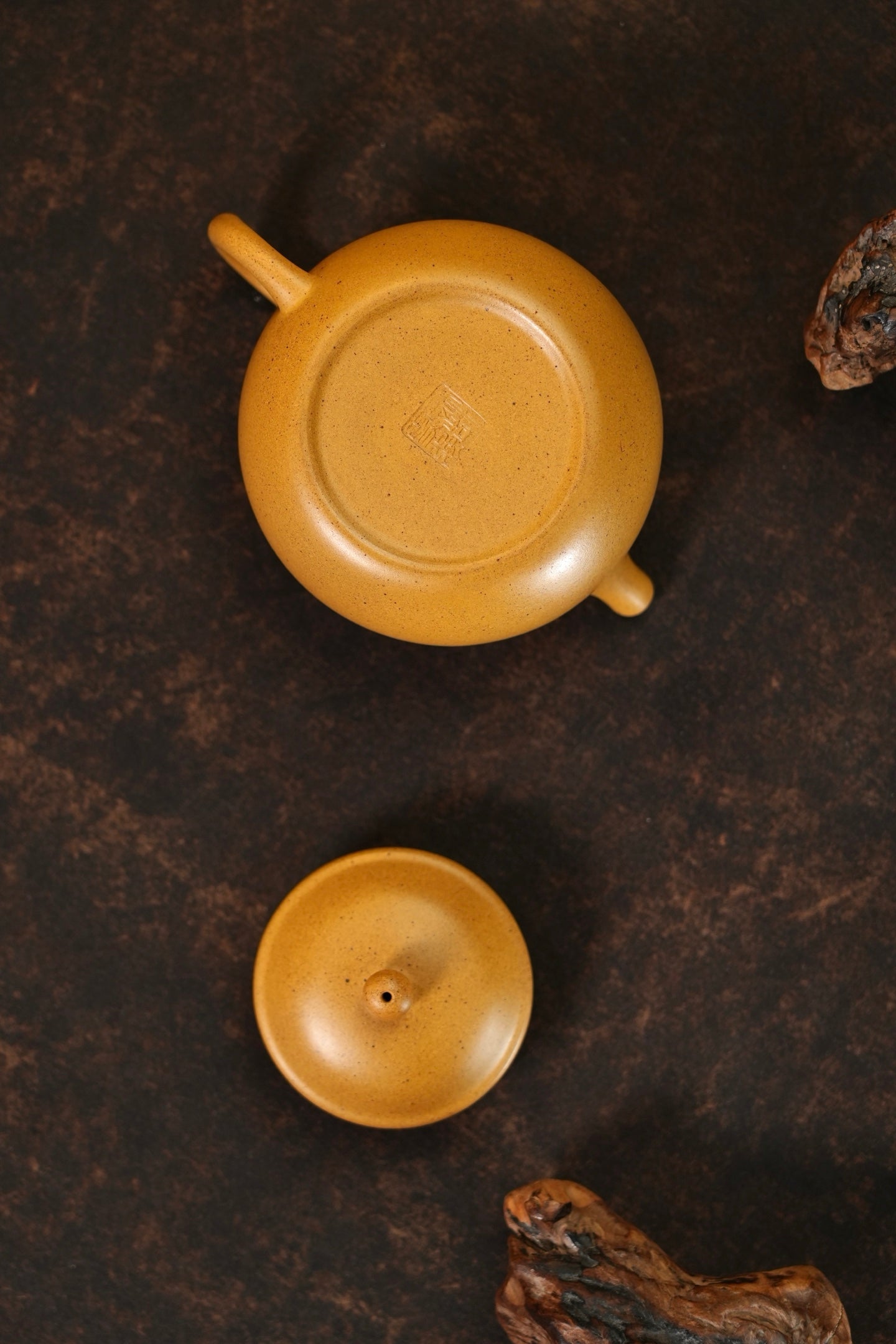 『潘壶』150cc 老宕口高温黄金段·内推10孔  明式小品，线条简洁，流畅，高温烧制，泥料质感独特，老味十足