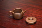 『汉瓦』·老紫泥·180cc·10孔  大口实用，器形端庄，极品老紫泥加持，稍稍泡养即出油，老味十足，使用舒适（许雪强）