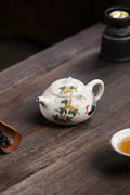 《茄瓜》 国家级工艺美术师 鲍玉华 装饰：李玮（江苏省陶瓷艺术大师，正高)原矿家藏梨玉段，280cc，菱形9孔出水