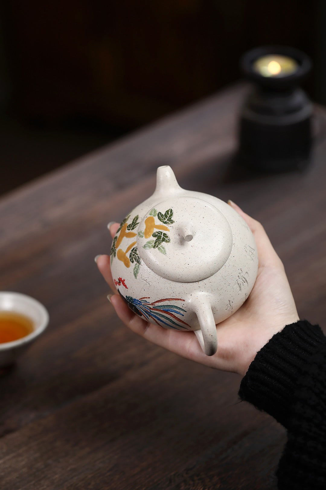 《茄瓜》 国家级工艺美术师 鲍玉华 装饰：李玮（江苏省陶瓷艺术大师，正高)原矿家藏梨玉段，280cc，菱形9孔出水