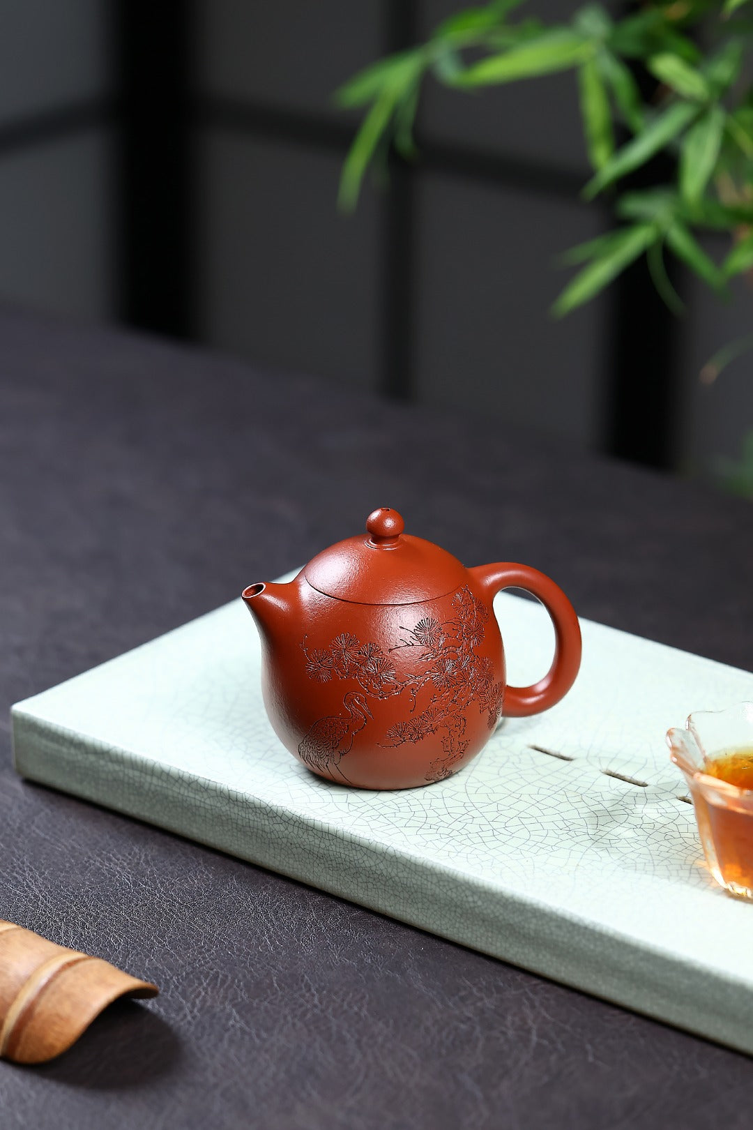 《龙蛋》 国家级工艺美术师 鲍玉华 装饰：李玮（江苏省陶瓷艺术大师，正高)原矿家藏大红袍，160cc，菱形14孔出水
