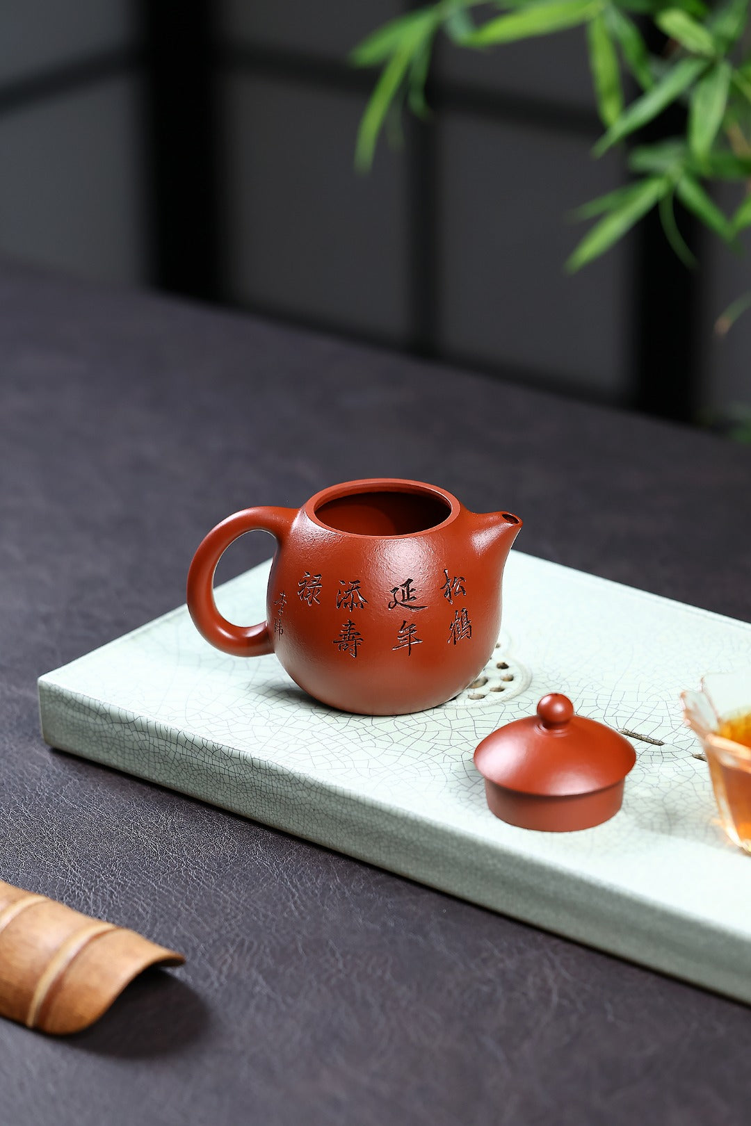 《龙蛋》 国家级工艺美术师 鲍玉华 装饰：李玮（江苏省陶瓷艺术大师，正高)原矿家藏大红袍，160cc，菱形14孔出水