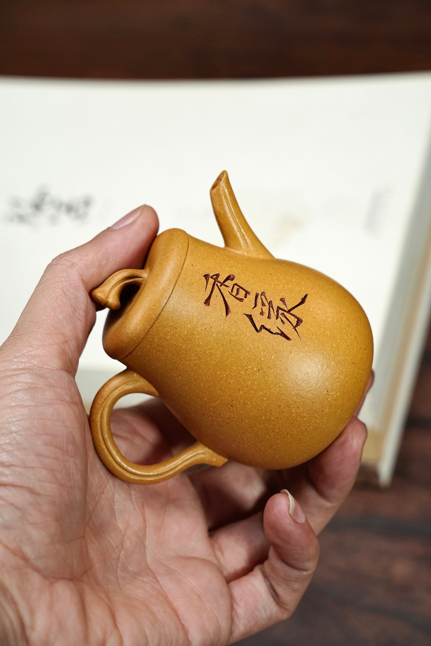 【花语·把玩器】 原矿优质黄金段泥·120cc·内推孔