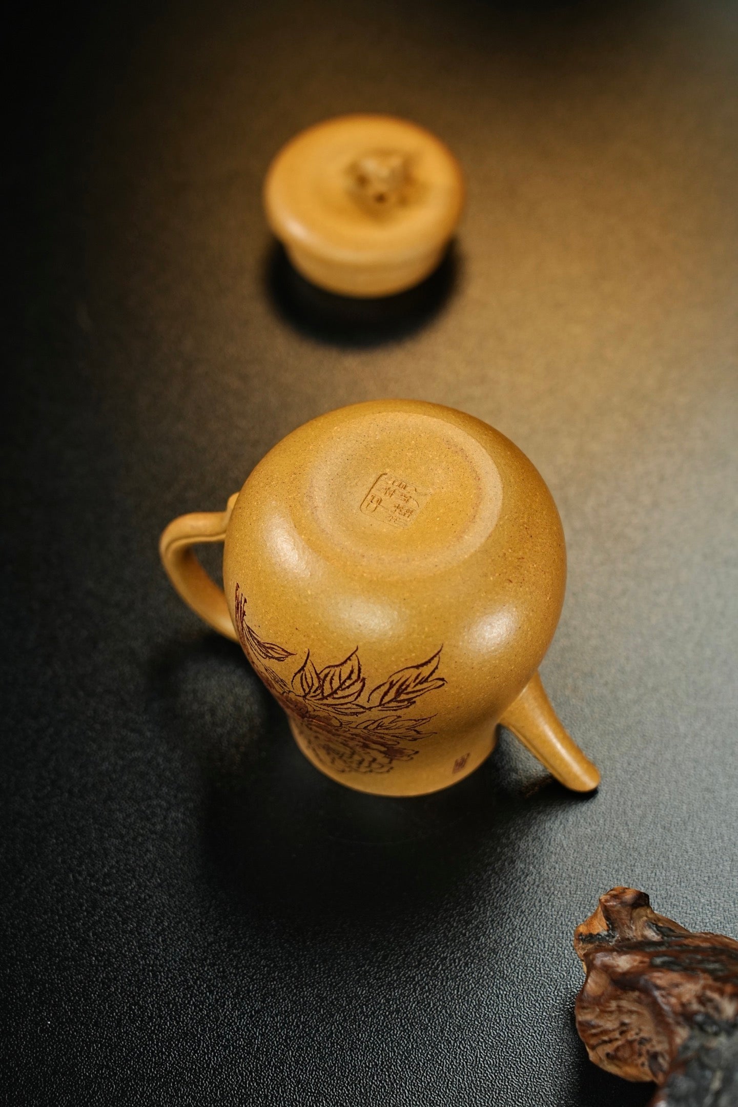 【花语·把玩器】 原矿优质黄金段泥·120cc·内推孔